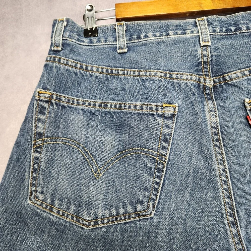 Vtg Levis 550 Relaxed Fit Jeans Mens 36‎ 38x32 Blue Medium Wash Vintage Tapered